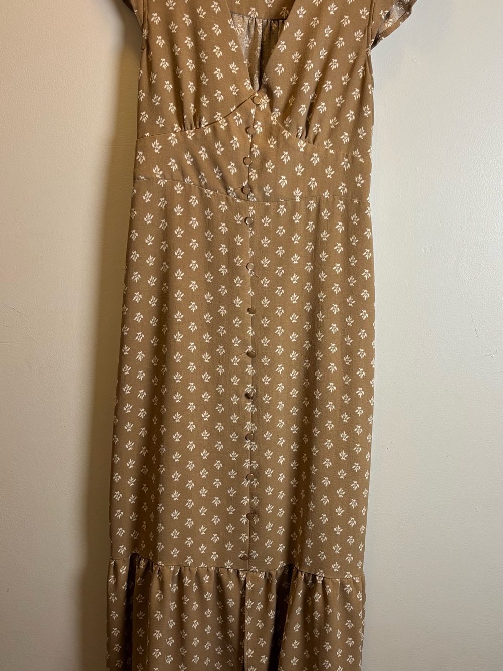 Monteau Tan Floral Button-Front Maxi Dress